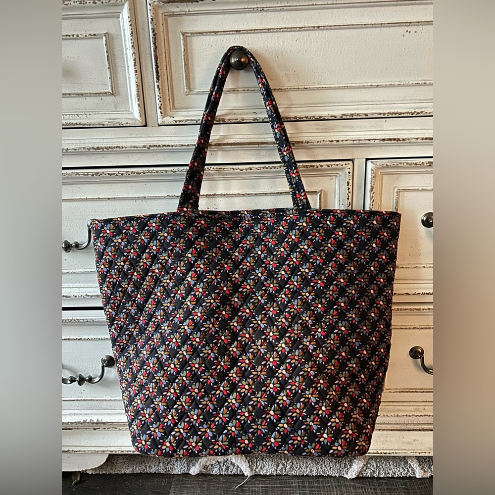 Vera Bradley Essential Grand tote bag